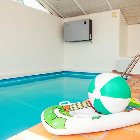 Hébergement de vacances 10 Person In *