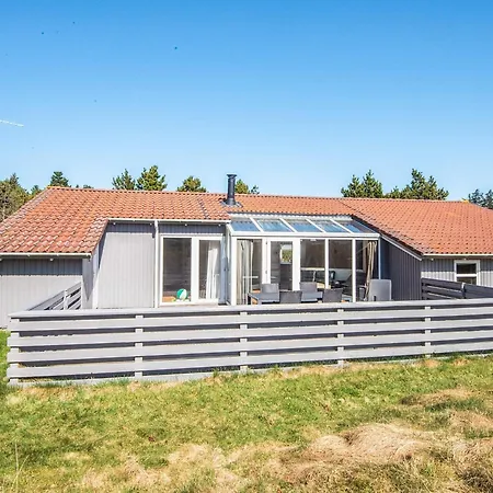 10 Person In Hébergement de vacances *