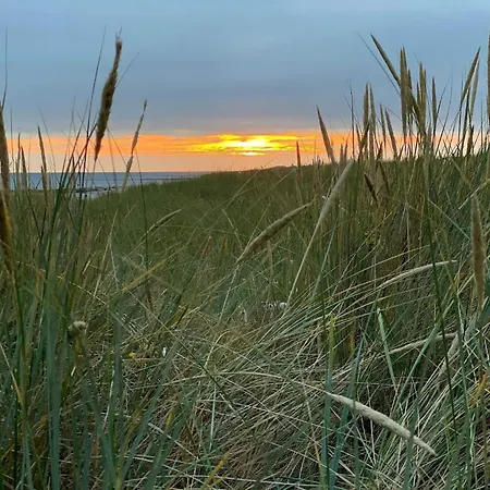 10 Person In * Blåvand